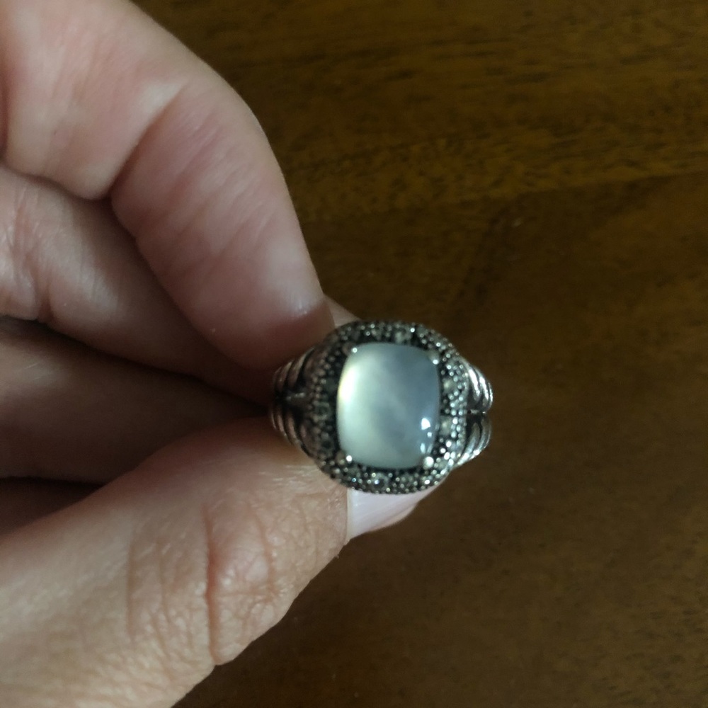 Authentic David Yurman ring - Picture 2 of 4